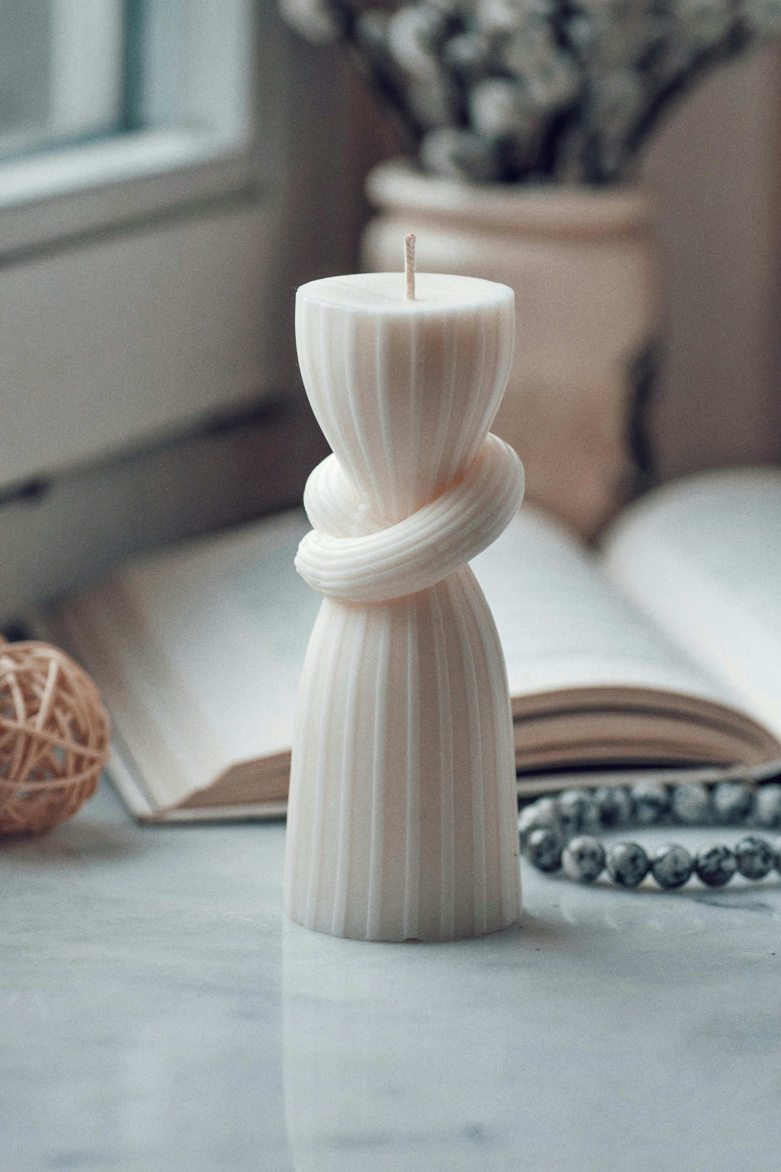 Marble candle decor styling