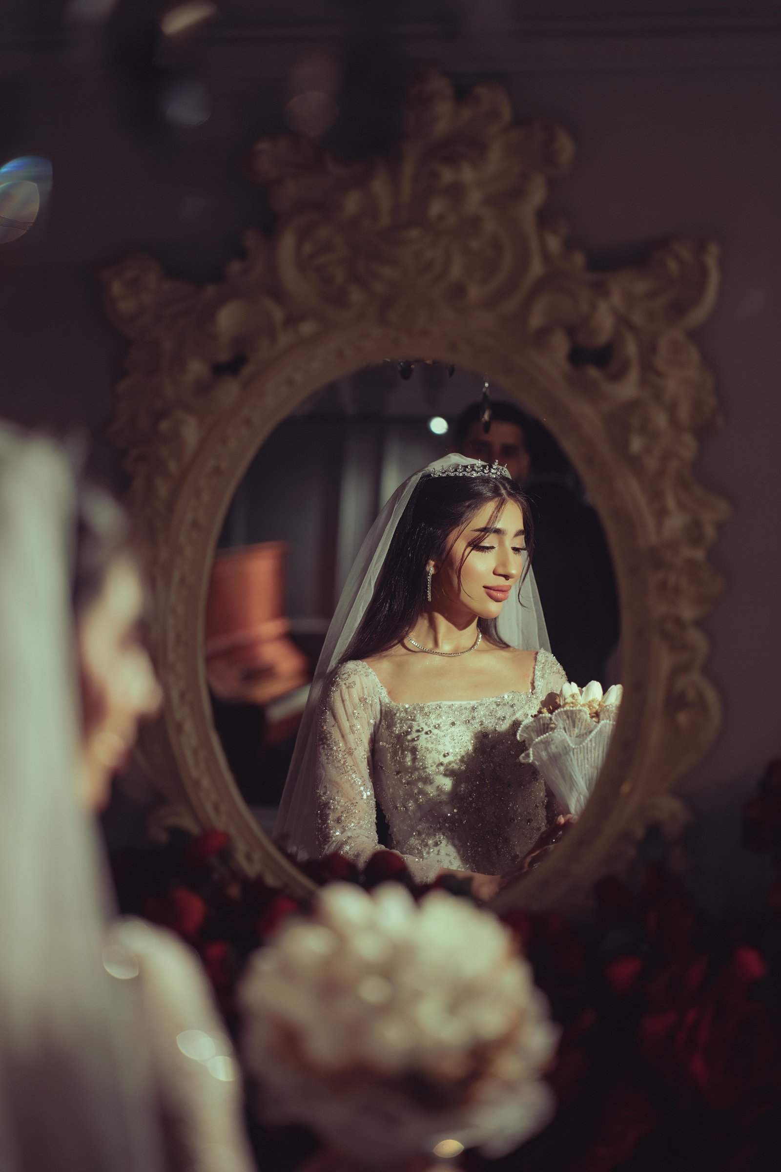 Decorative wall mirror